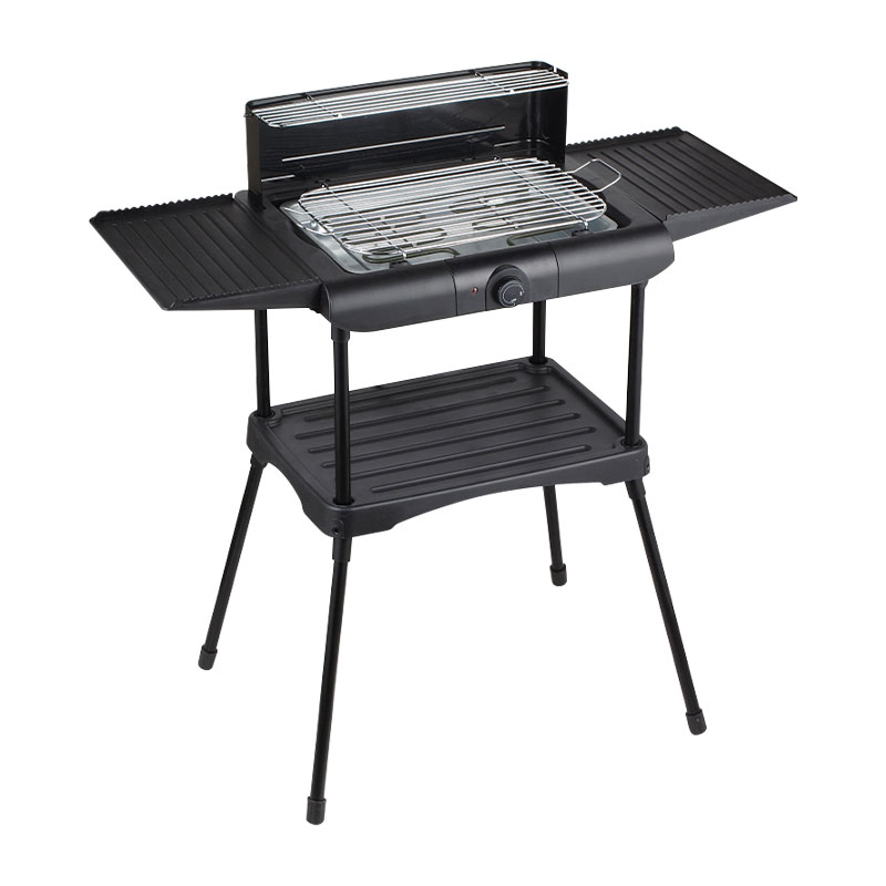 What safety features are built into the smokeless indoor electric grill to prevent overheating or accidents?